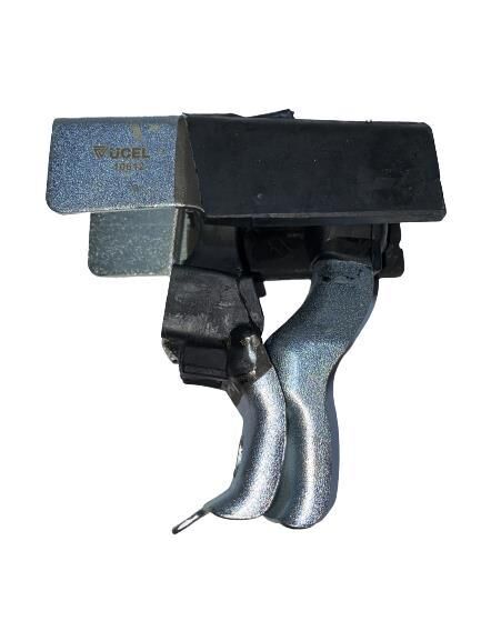 EGZOZ TAKOZU / CLİO 3 - MODUS / 8200114739 - 10612