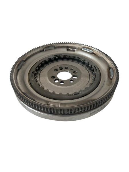 OTOMATİK VOLANT GOLF JETTTA PASSAT A3 LEON OCTAVİA 7 İLERİ