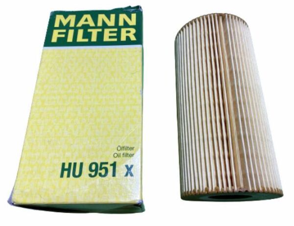 YAĞ FİLTRESİ / MERCEDES SPRİNTER - VİTO / 6061800009 - HU951X