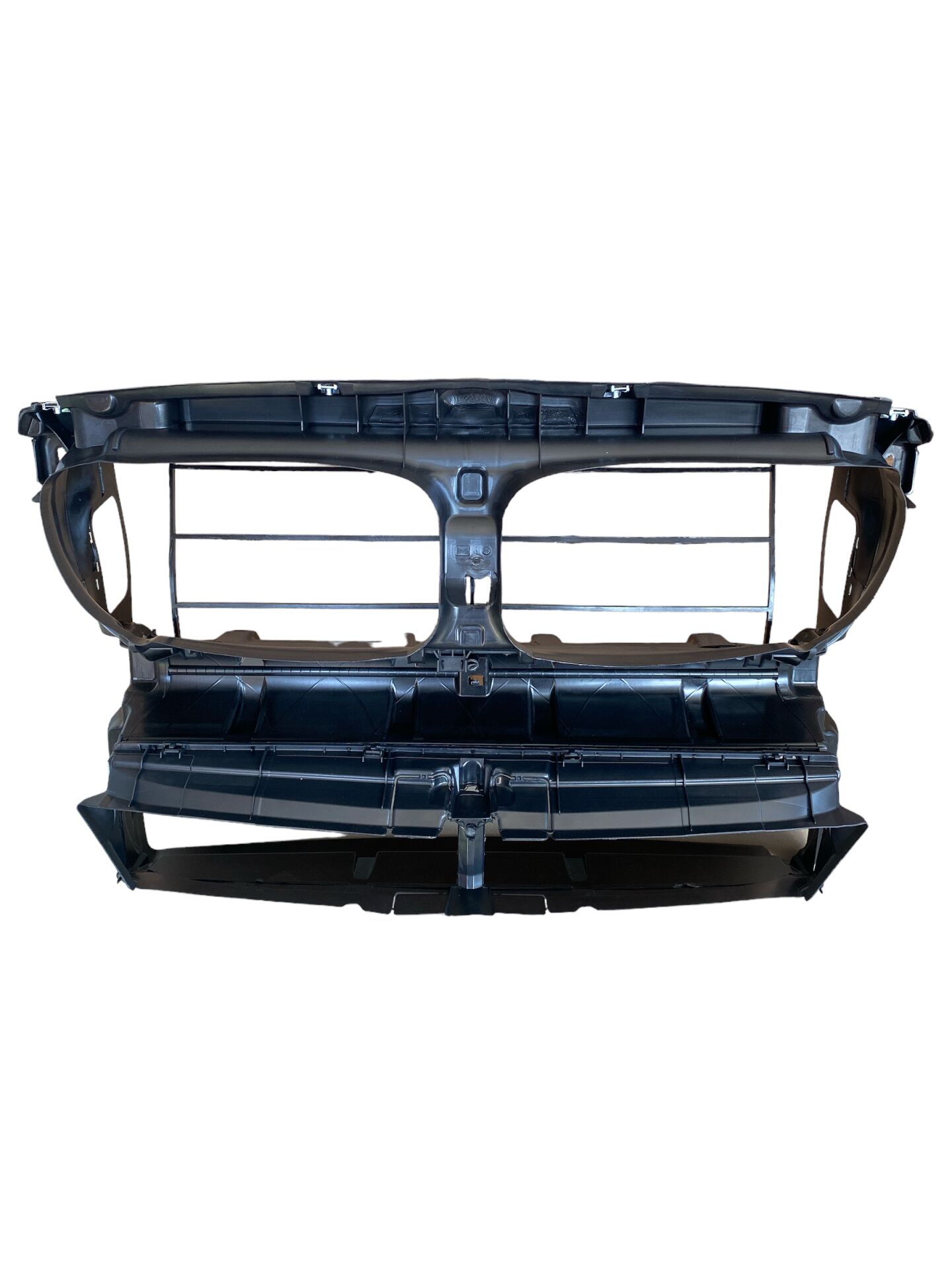 PANEL HAVA KANALI ÖN FAN MASKESİ MOTORSUZ / BMW F10 / 51747200781-9104972