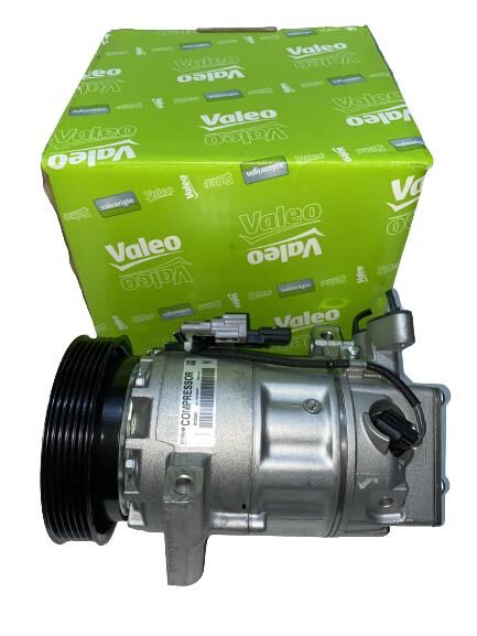 Klima Kompresörü Valeo 813383 Renault Clio IV / Captur OEM 926002352R