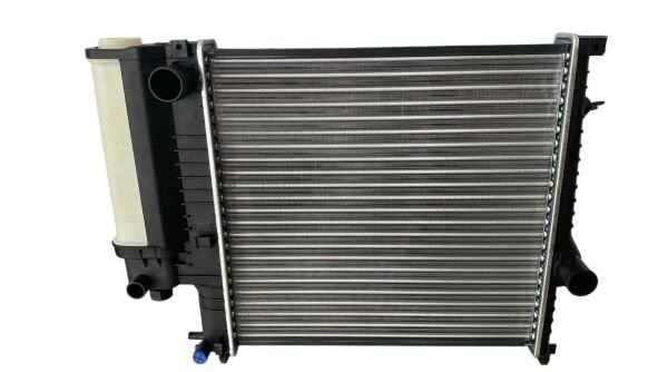 SU RADYATORÜ / BMW E30-E36-M40-M42-M43-M44-M50-M52 / 17111723990-17101247145-80695