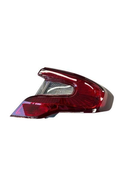 DIŞ STOP LAMBASI DUYSUZ SAĞ / FİAT EGEA SEDAN / 8682022900067