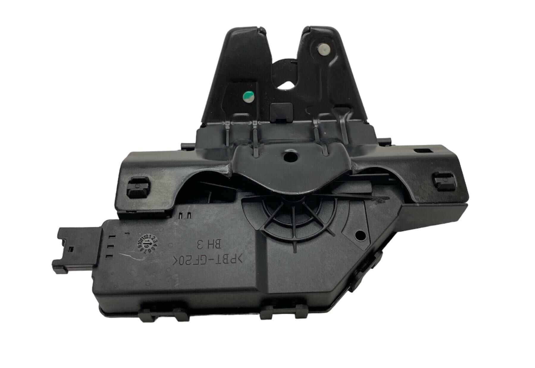 BAGAJ AÇMA KİLİDİ / BMW E60-E87-E90 / 623620001-51247840617