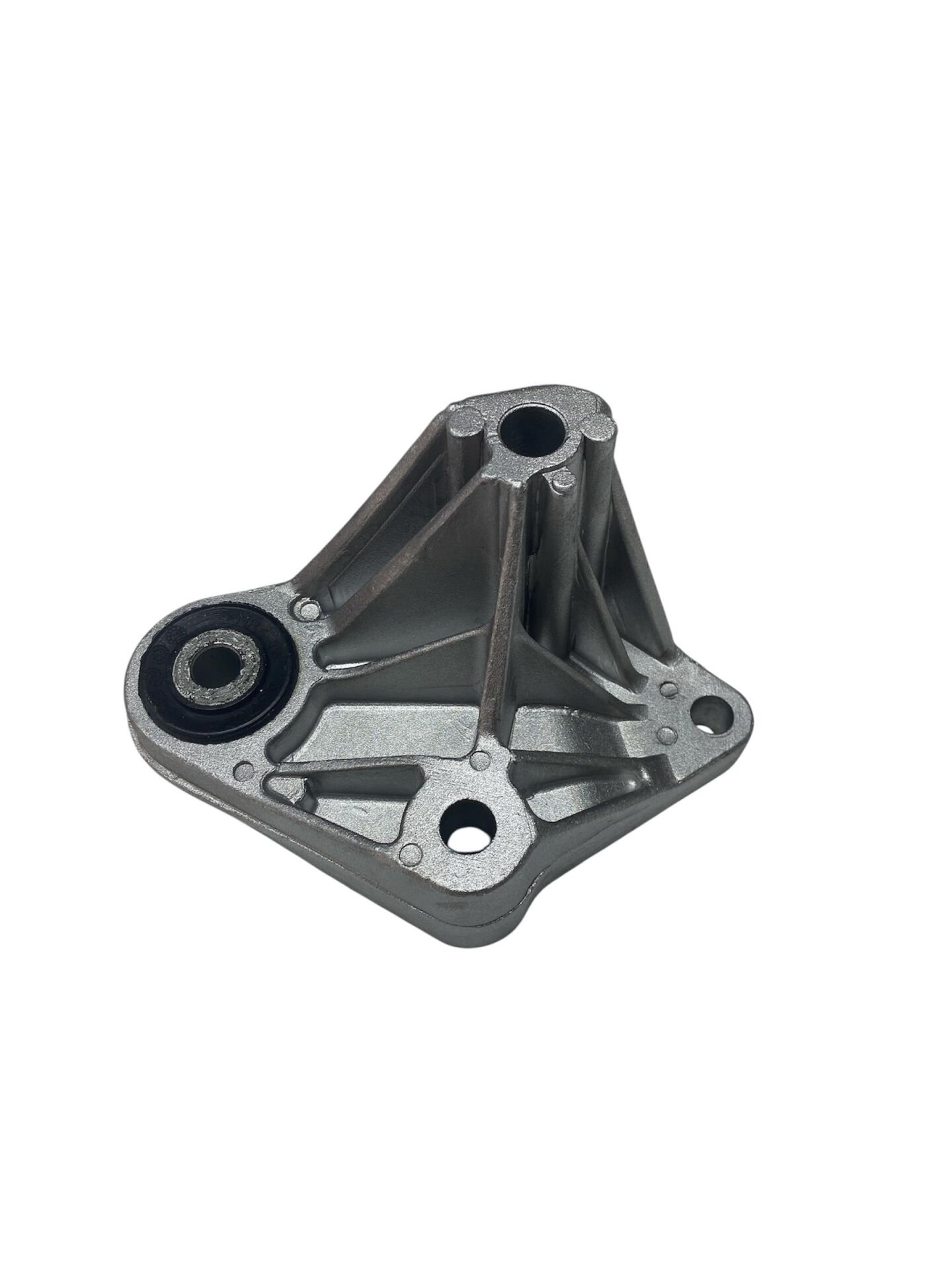 ŞANZUMAN ALT TAKOZ BAĞLANTI BRAKETİ / FORD CONNECT- C MAX 2 FOCUS 2011- / AV61 6P093 NA-40707