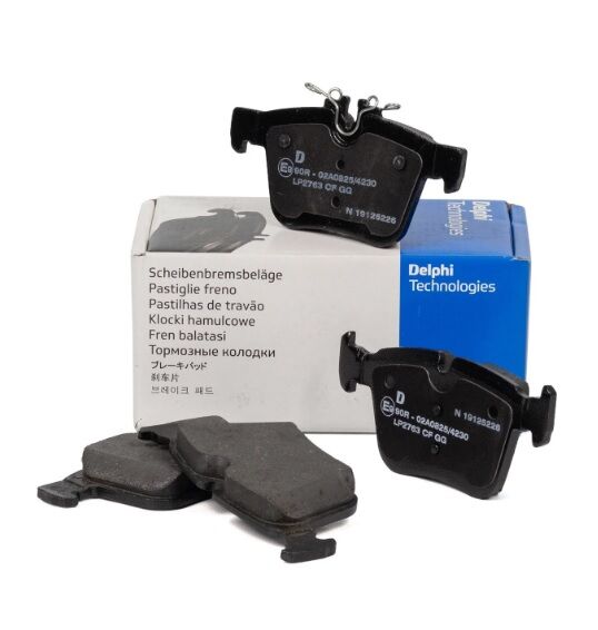 ARKA FREN BALATASI MERCEDES W205 -/ 0004208200