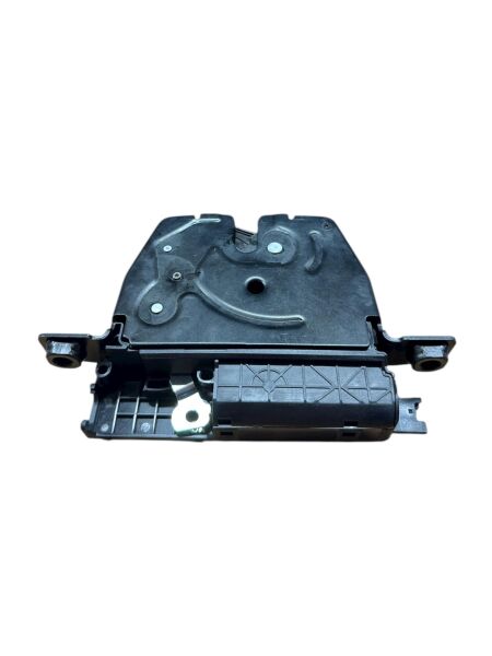 BAGAJ KİLİDİ ARKA / BMW F10 LCI-F20 LCI-F30 LCI-F32 LCI-F80-F06-F12-F13/51247191212