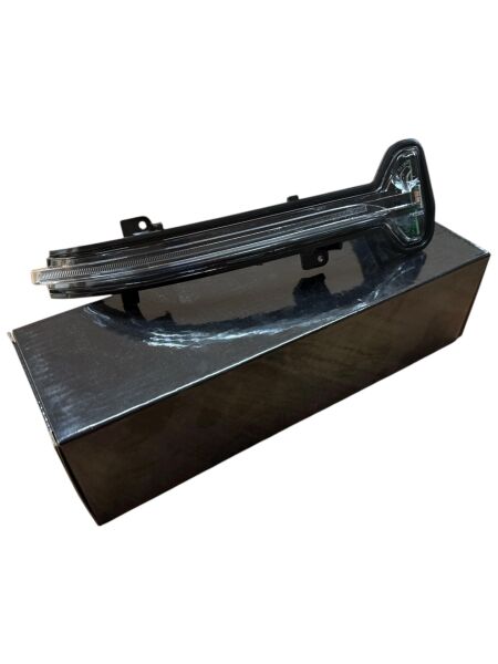 AYNA SİNYALİ SOL BEYAZ / BMW G20 LCI 2019- / 63137498159