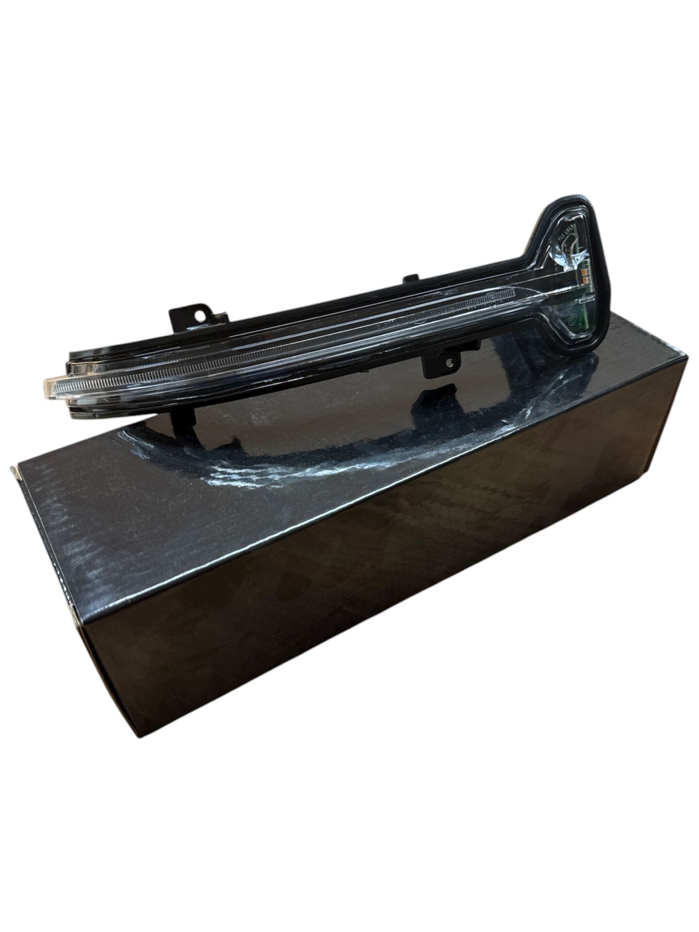 AYNA SİNYALİ SOL BEYAZ / BMW G20 LCI 2019- / 63137498159