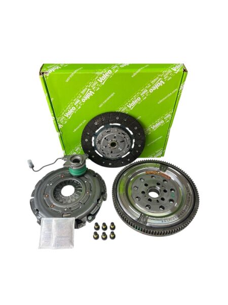 Debriyaj Seti Volanlı Valeo 837456 Fiat Egea / Doblo 2015+ OEM 55220821