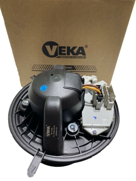 KALORIFER MOTORU KONTROL E81-E82-E87-E88-E90-E91-E92-E93-E70-E71/ 64119227670